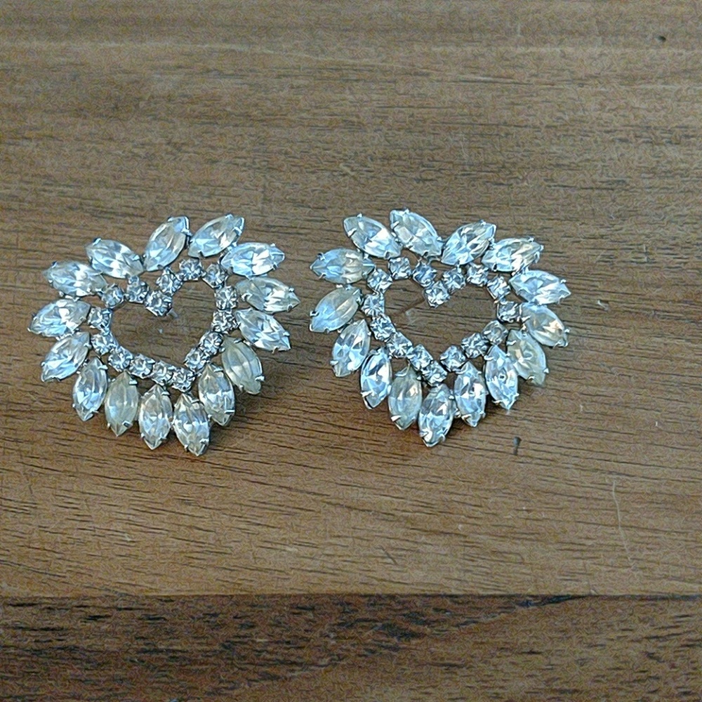 Vintage Rhinestone earrings